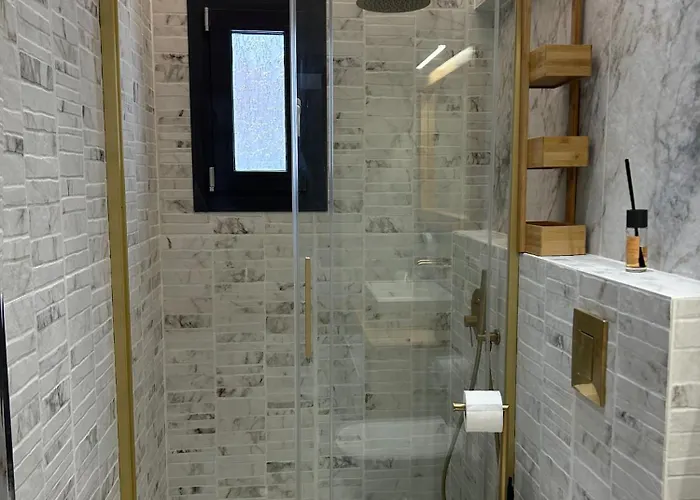 Katikia Villa Línia