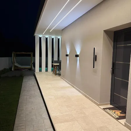 Villa Katikia